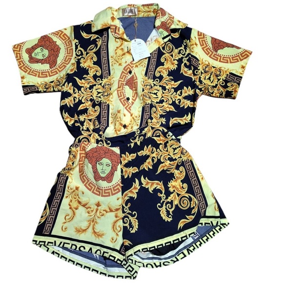 SHORT SET: 2Pc Black and Gold w/Greek Detailing, NWT - Picture 10 of 15